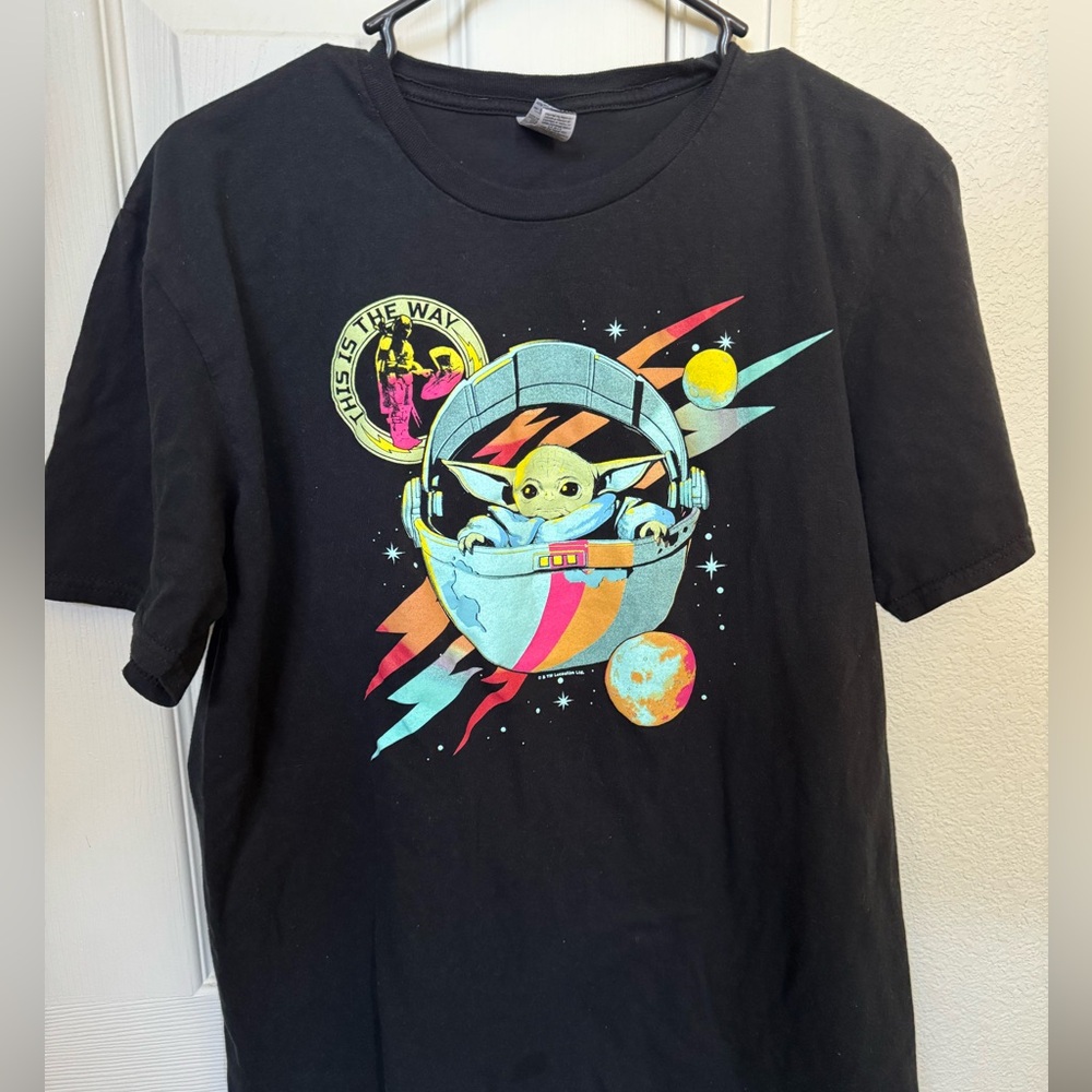 Black Yoda Tshirt - Star Wars - Boys large